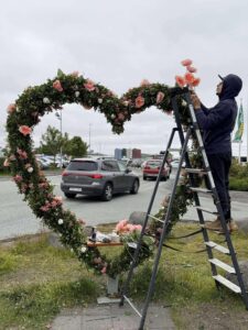 Fagleg uppsetning á gróðurskreytingum og sérverkefni hjá Garðaþjónustu Sigurjóns.